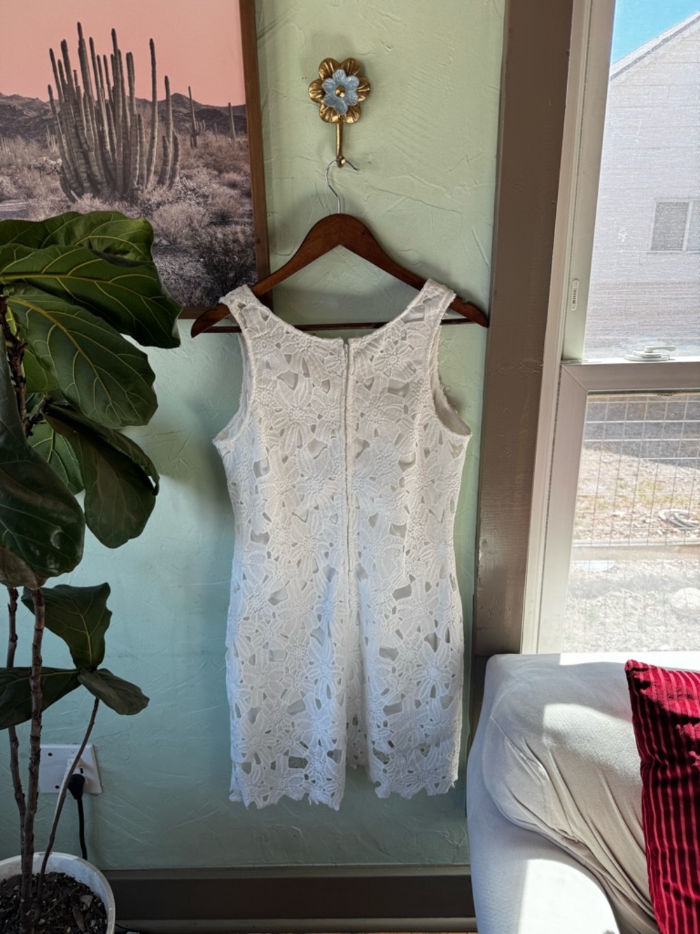 Japna White Mini Dress - Floral Lace Overlay, Size Large - Picture 2 of 6